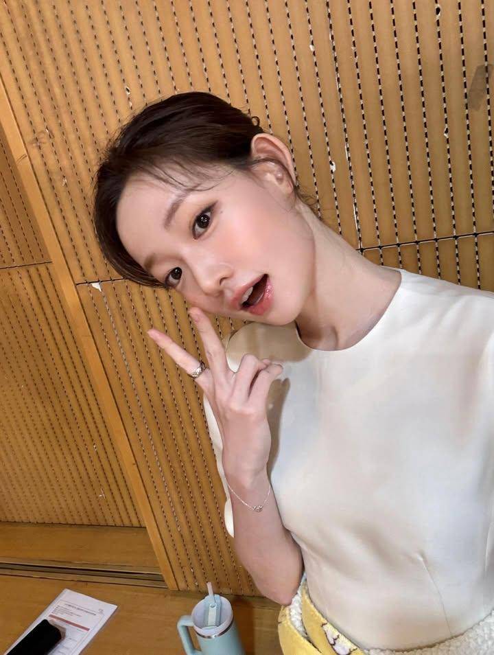 inspirasi makeup Choi Yoon Ji (Instagram.com/yoonjiiii)