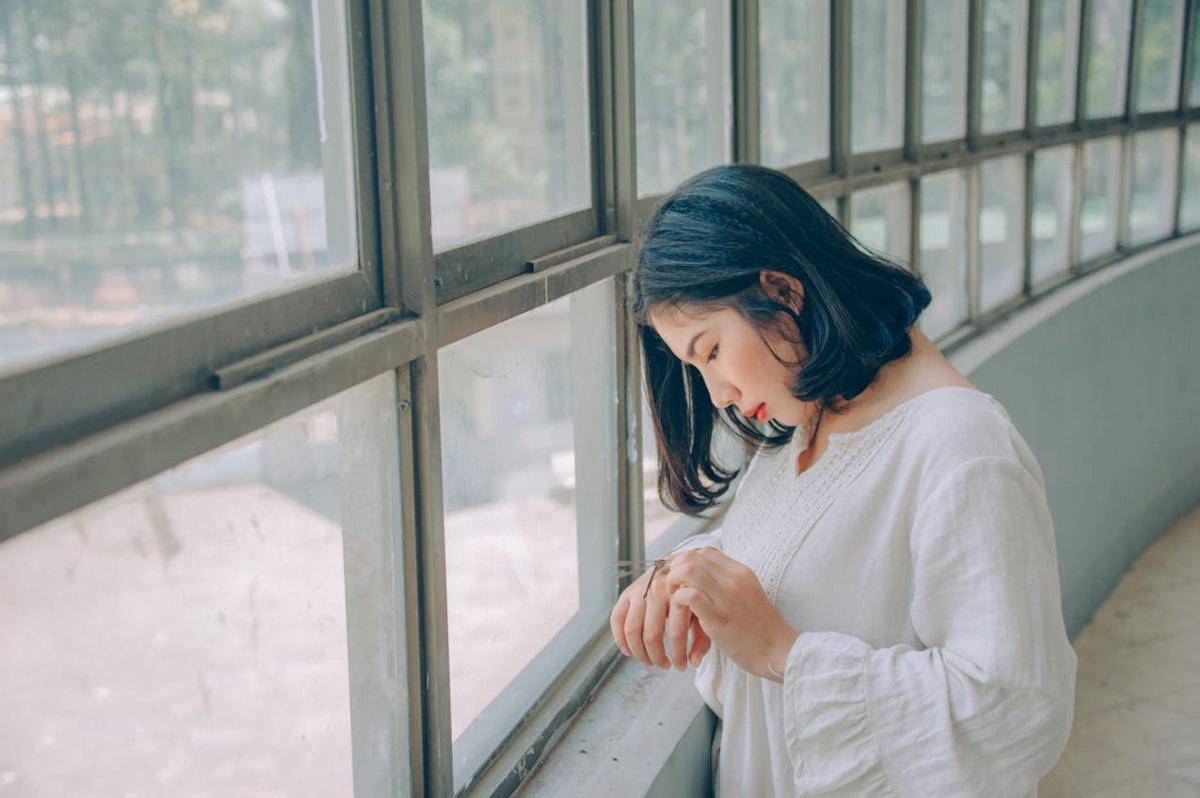 Ilustrasi menyendiri (pexels.com/Photo by Min An)