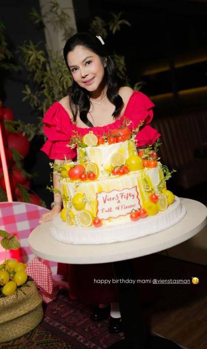 ulang tahun ibunda Rachel Vennya