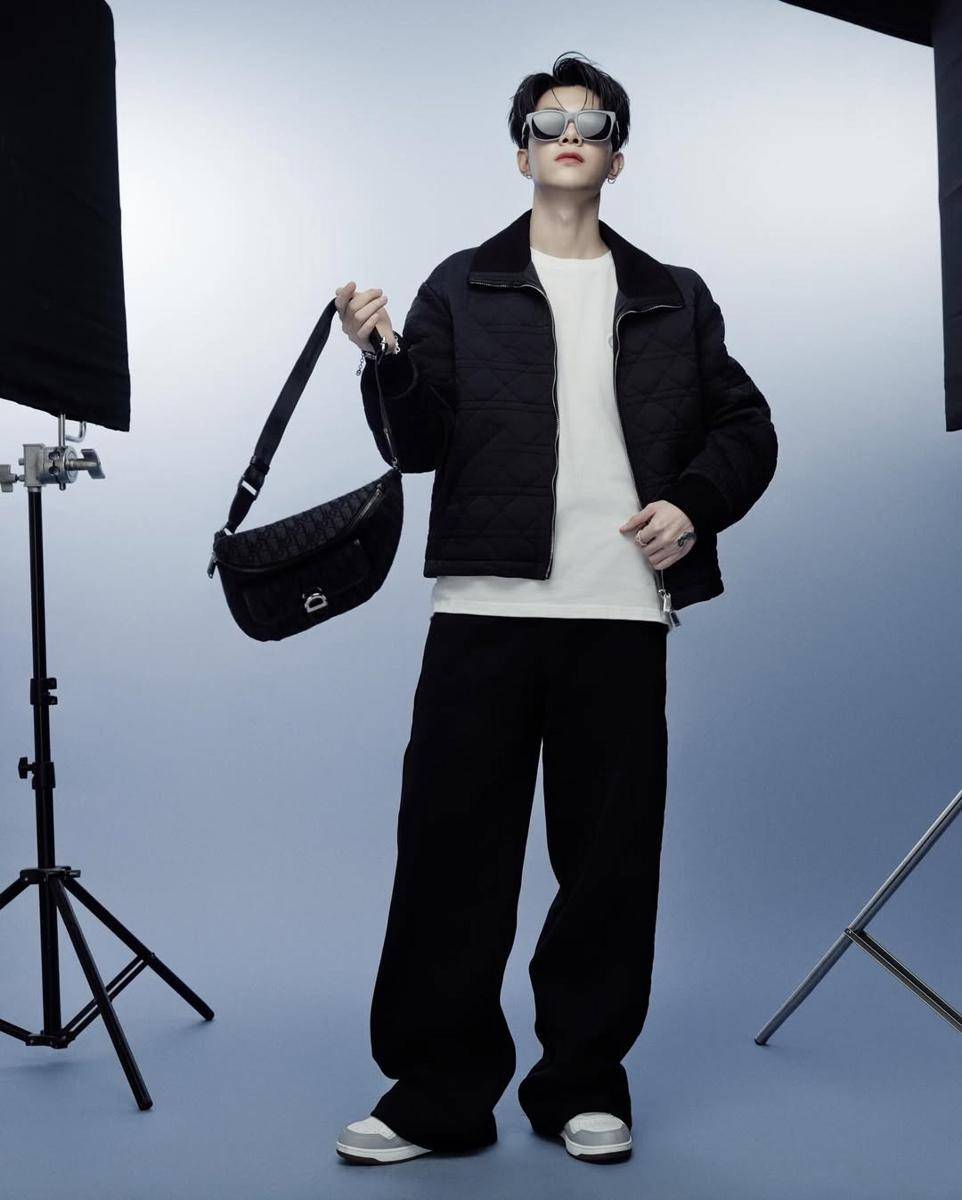 OOTD Anh Tu Atus pakai tas