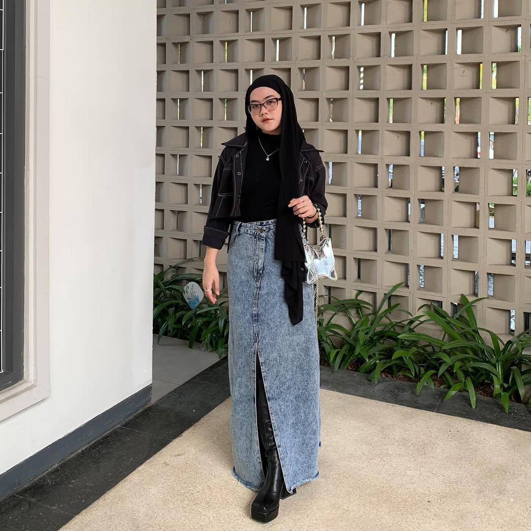 Gaya selebgram Lulu Lia Fitri 