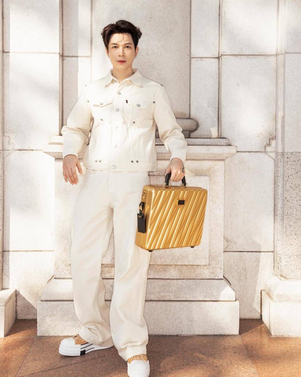 Style Anh Tu Atus