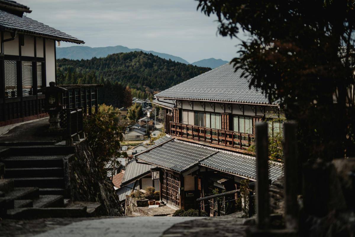 Tsumago (unsplash.com/Erwan NONON)