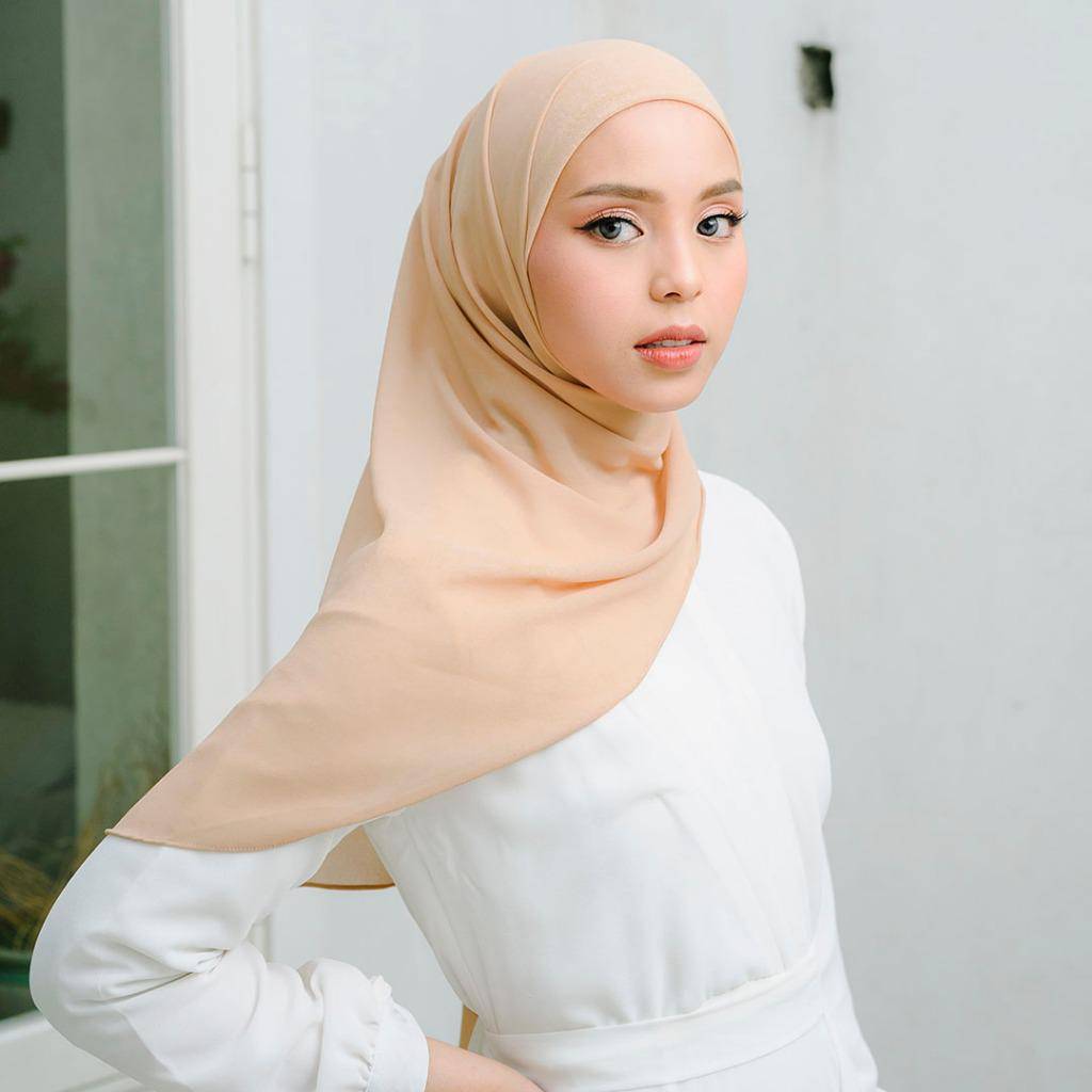 Lozy Hijab - Bawal Inner Oval (shopee.co.id/Lozy Hijab Official Shop)