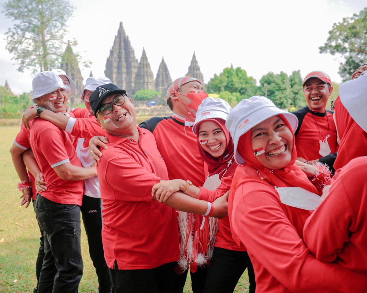 Agustusan di Candi. (Dok. Istimewa)