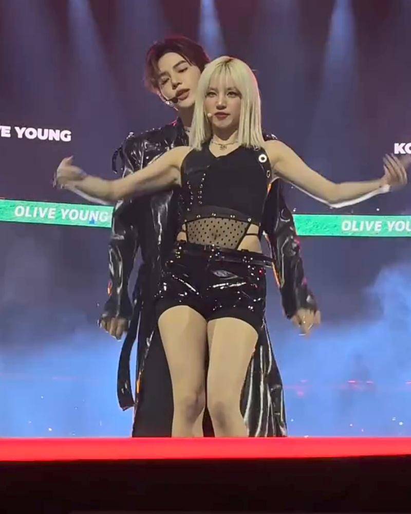 potret Yuqi IDLE dan Zhang Hao ZEROBASEONE di KCON LA 2025 (instagram.com/kconusa)