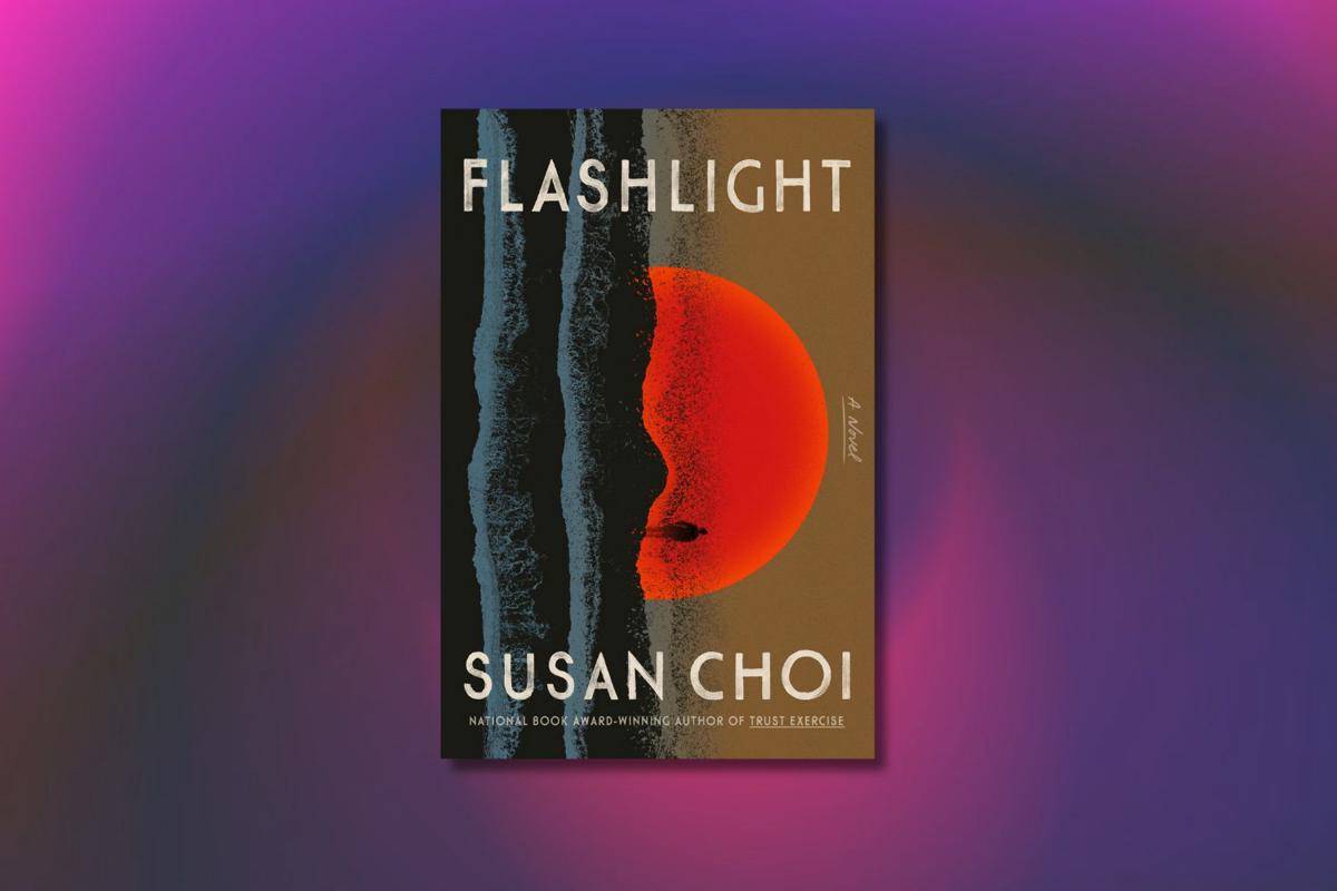 Flashlight karya Susan Choi (macmillan.com)