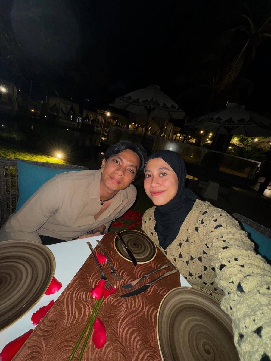 Bulan Madu Megawati Hangestri dan Suami (Instagram.com/megawatihangestrip)