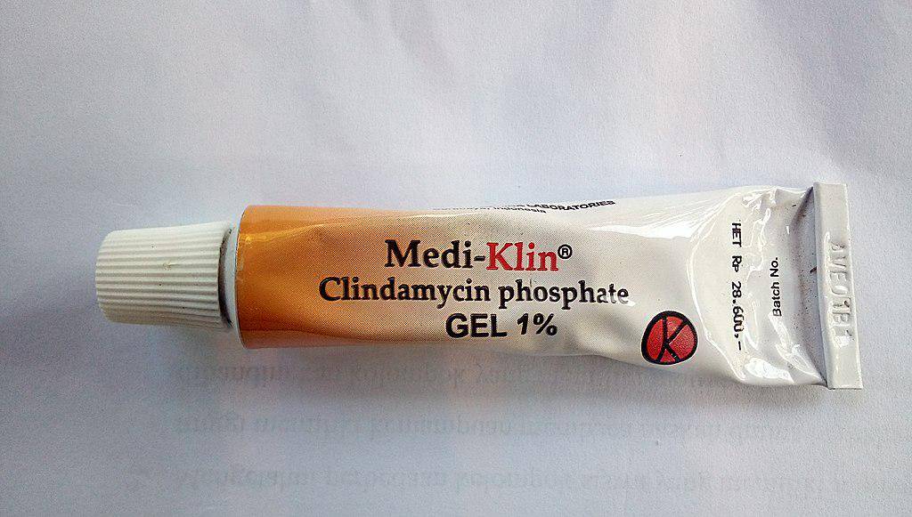 Clindamycin phosphate gel. (commons.wikimedia.org/Wiwik P)
