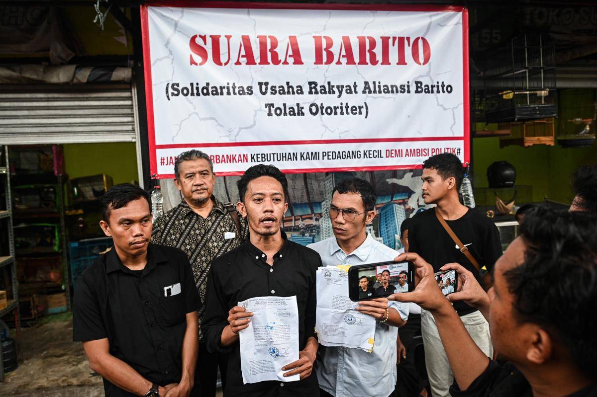 antarafoto-pedagang-pasar-hewan-barito-tunda-proses-relokasi-1754314424.jpg