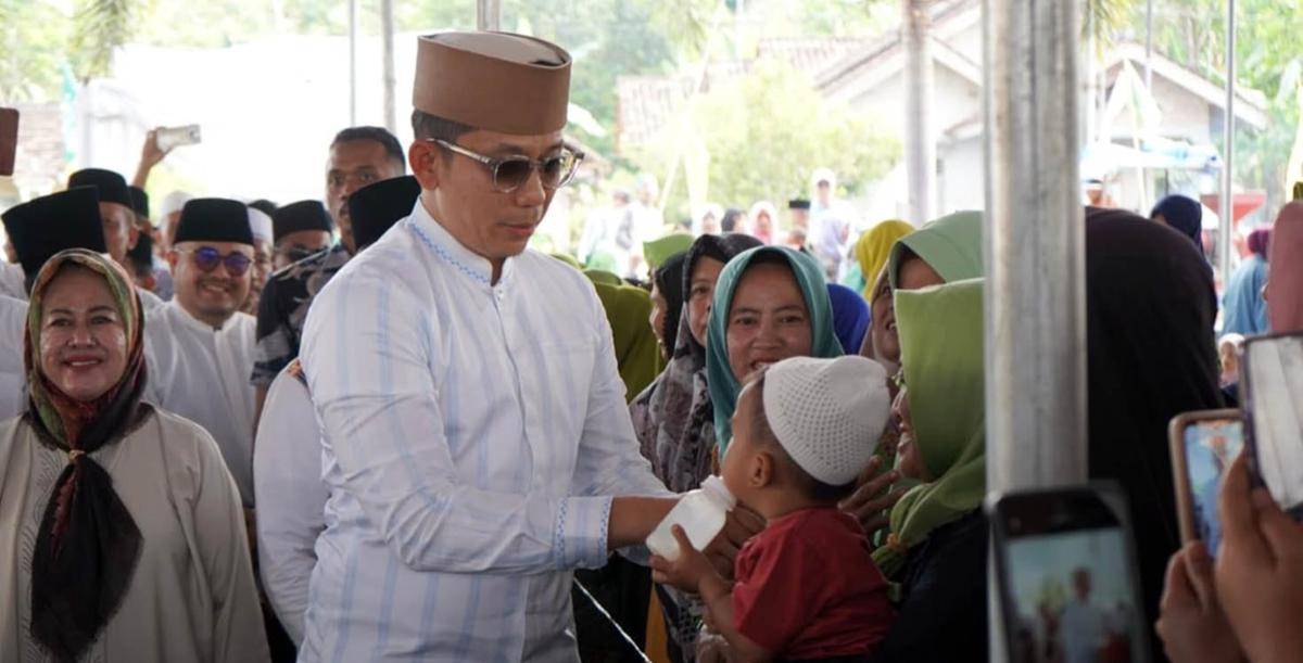 Bupati Lampung Selatan, Radityo Egi Pratama, Kunjungi Kegiatan Pengajian Jumat Kliwon di Dusun Batu Agung, Kecamatan Merbau Mataram