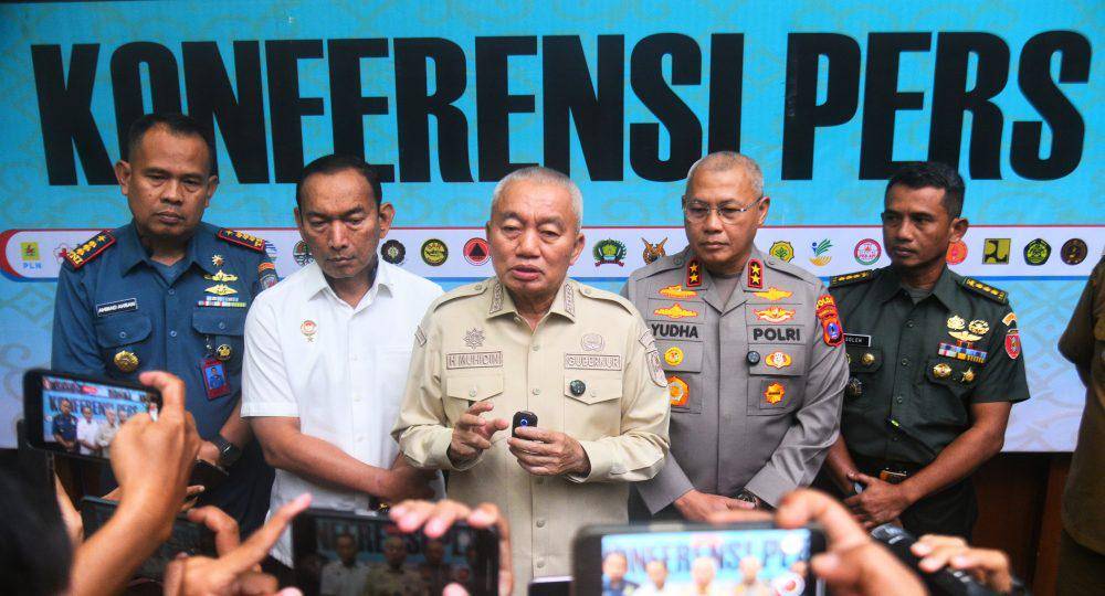 Gubernur H Muhidin menyatakan Kalsel sudah resmi berstatus Siaga Darurat Karhutla, Senin (4/8/2025). (Dok/Adpim Pemprov Kalsel)