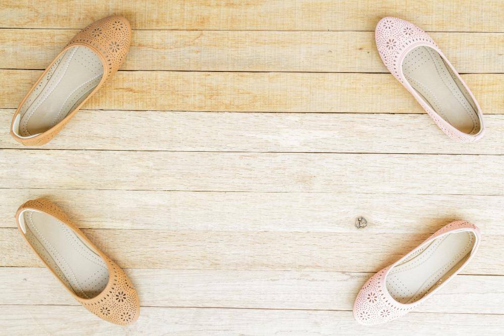 ilustrasi sepatu flat