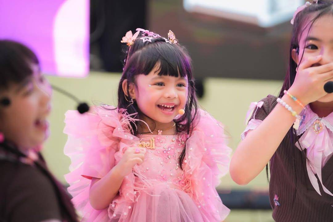 potret Ameena anak Aurel dan Atta 