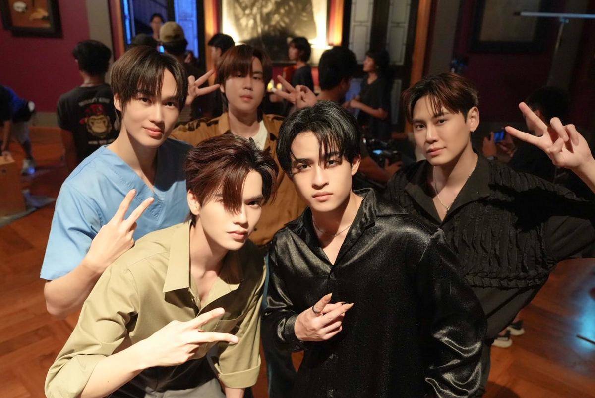 potret bersama pemain Revamp The Undead Story (x.com/RevampSeriesTH)