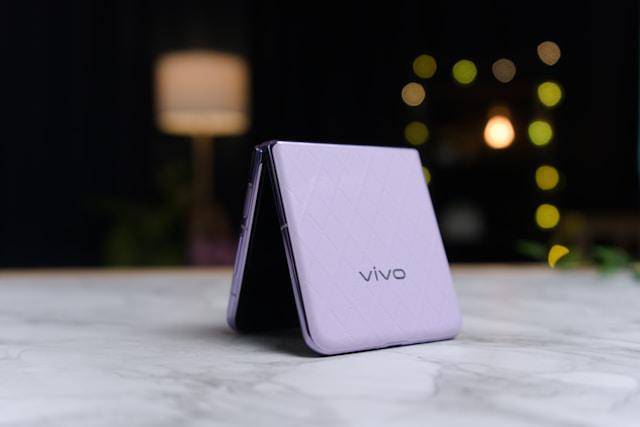 HP lipat vivo (unsplash.com/@amanz)