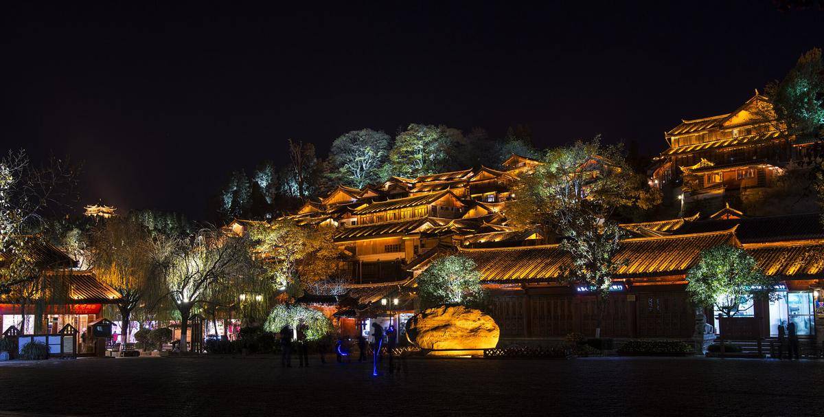 potret Old Town of Lijiang (commons.m.wikimedia.org/chensiyuan)
