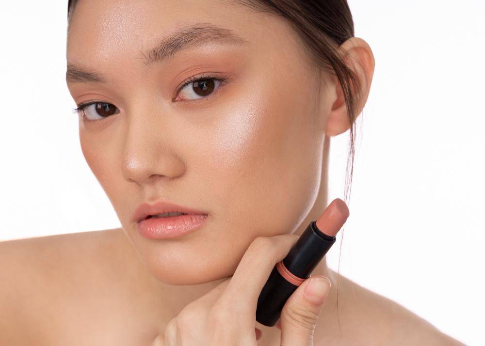 Inspirasi Makeup (freepik.com/freepik)