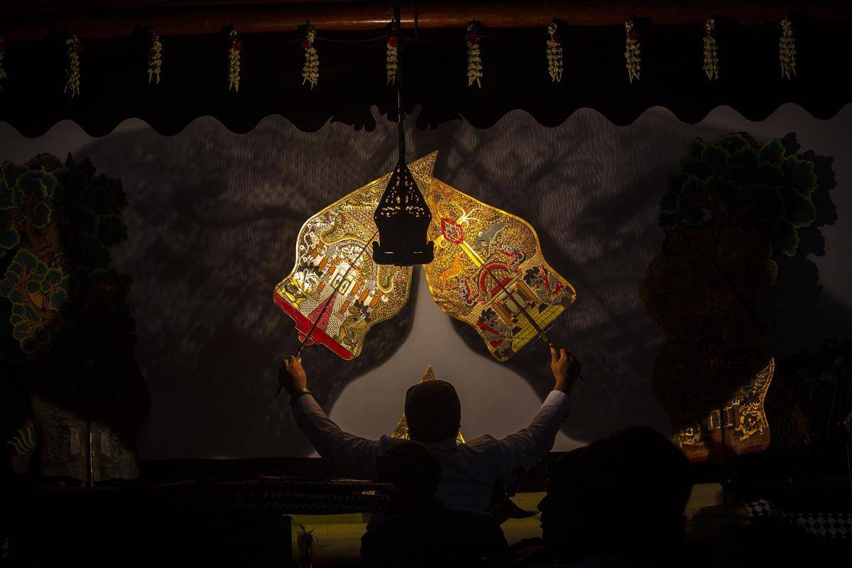 pertunjukan wayang kulit