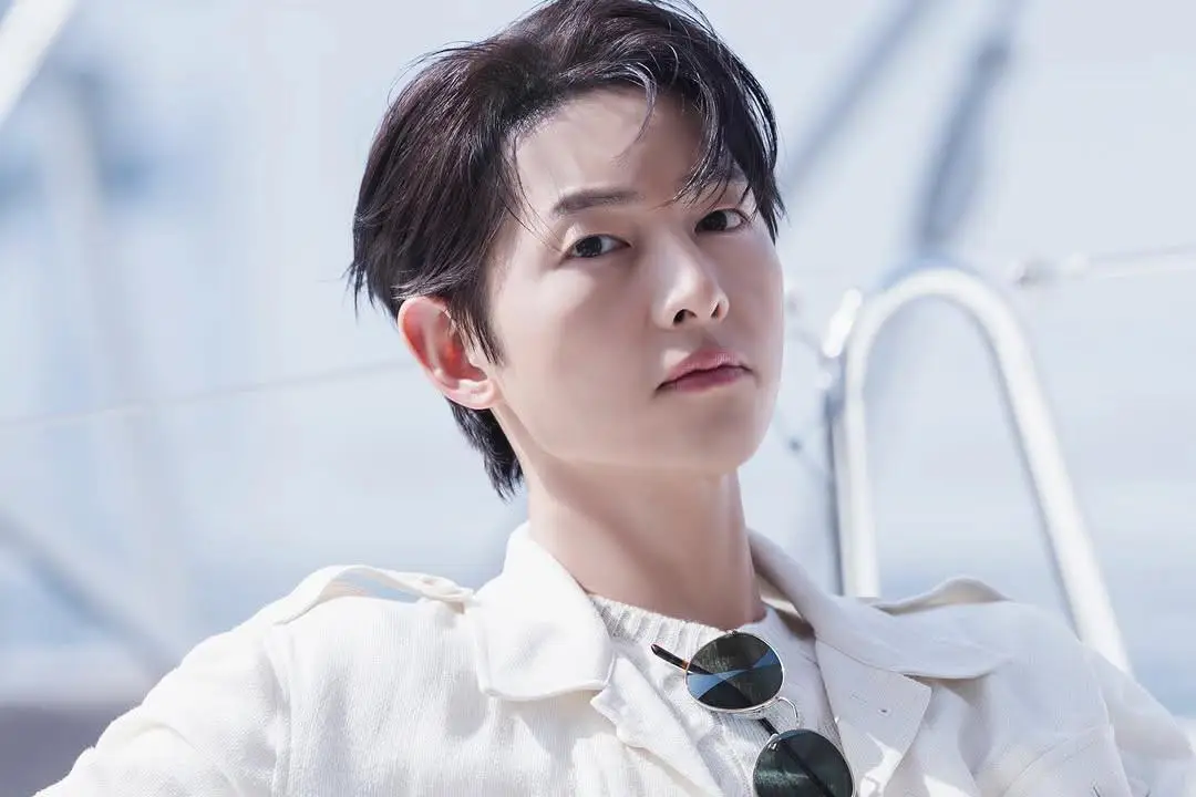 Atelye Roses porno film onlayn Ozbek qizlari erotik suratlari