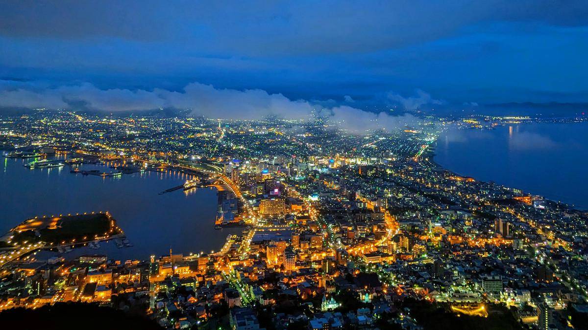 Hakodate (unsplash.com/Daniel Beauchamp)