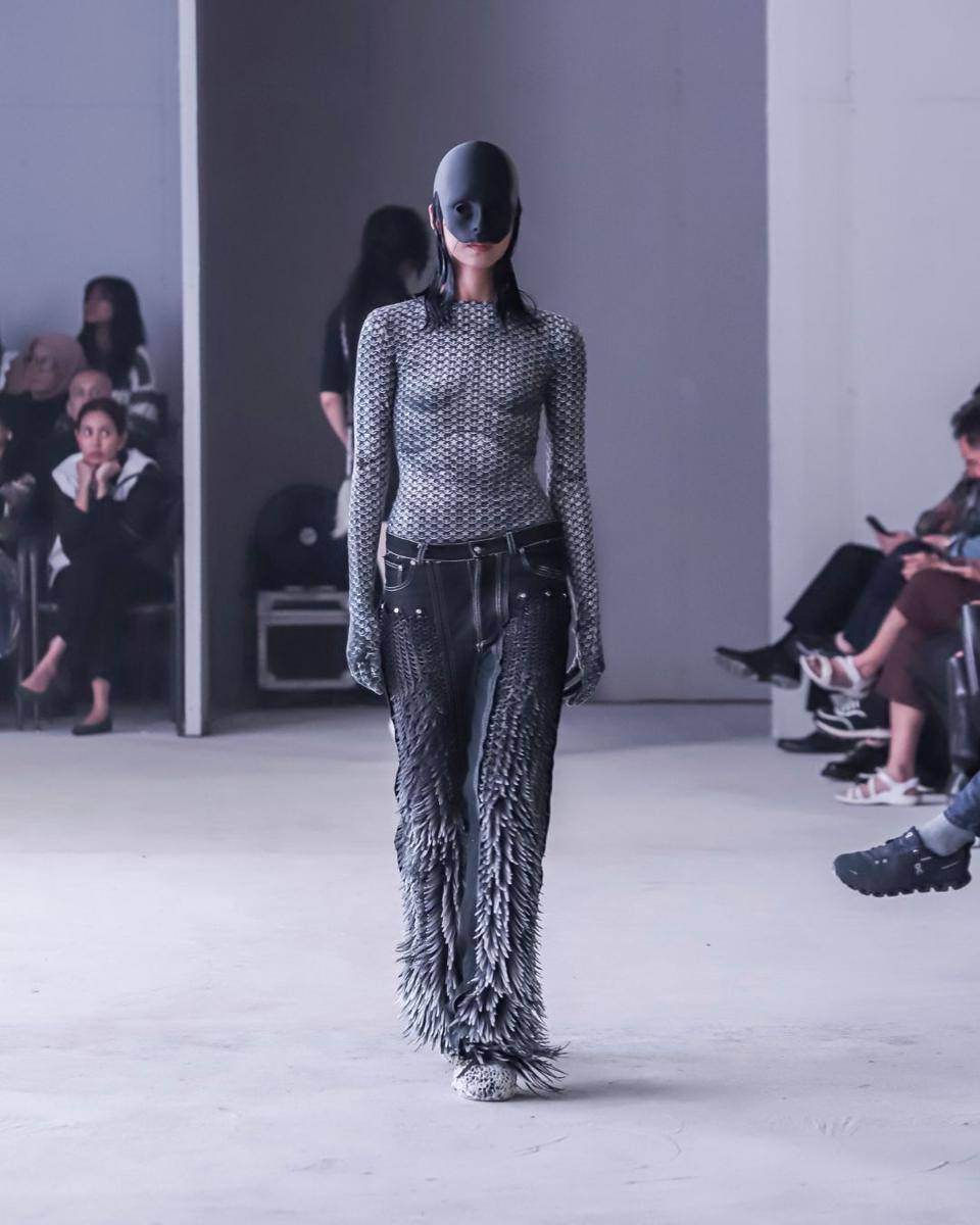 Koleksi Victor di JF3 Fashion Festival 2025 (dok. Ade Oyot)