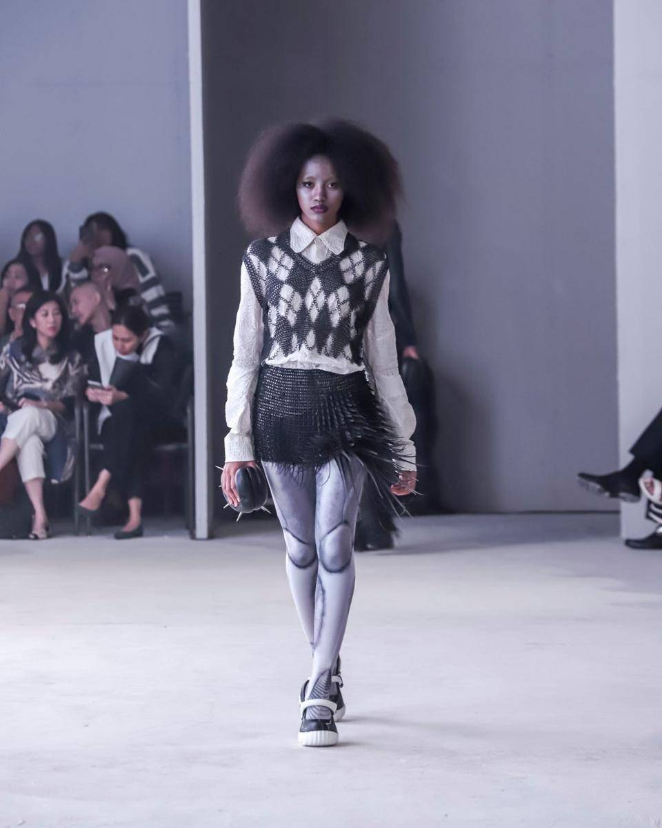 Koleksi Victor di JF3 Fashion Festival 2025 (dok. Ade Oyot)