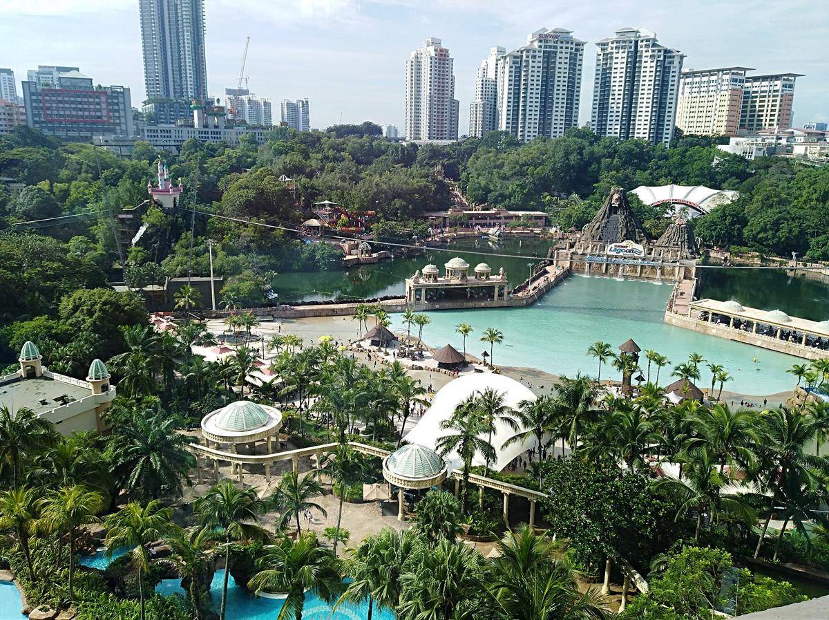 potret Sunway Lagoon (commons.m.wikimedia.org/PulauKakatua19)