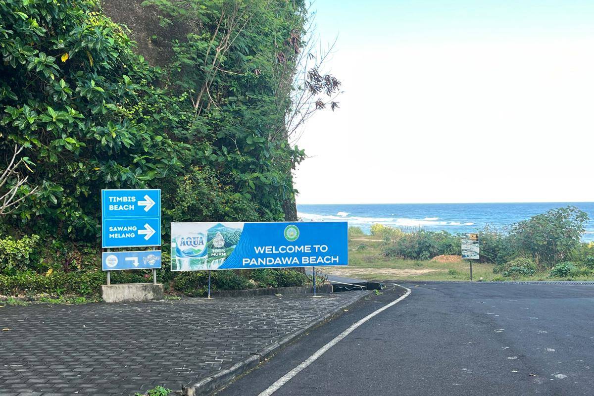 petunjuk jalan ke Pantai Timbis (dok.pribadi/Natalia Indah)