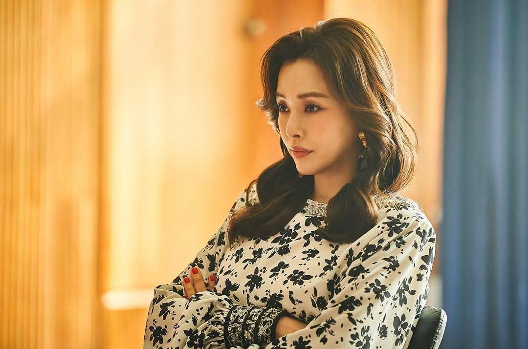 Lee Ha Nee di drama Aema (instagram.com/netflixkr)