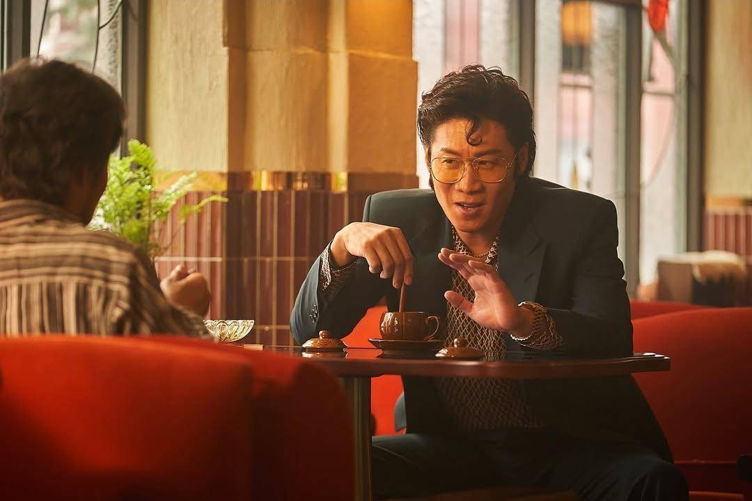 Jin Sun Kyu di drama Aema (instagram.com/netflixkr)