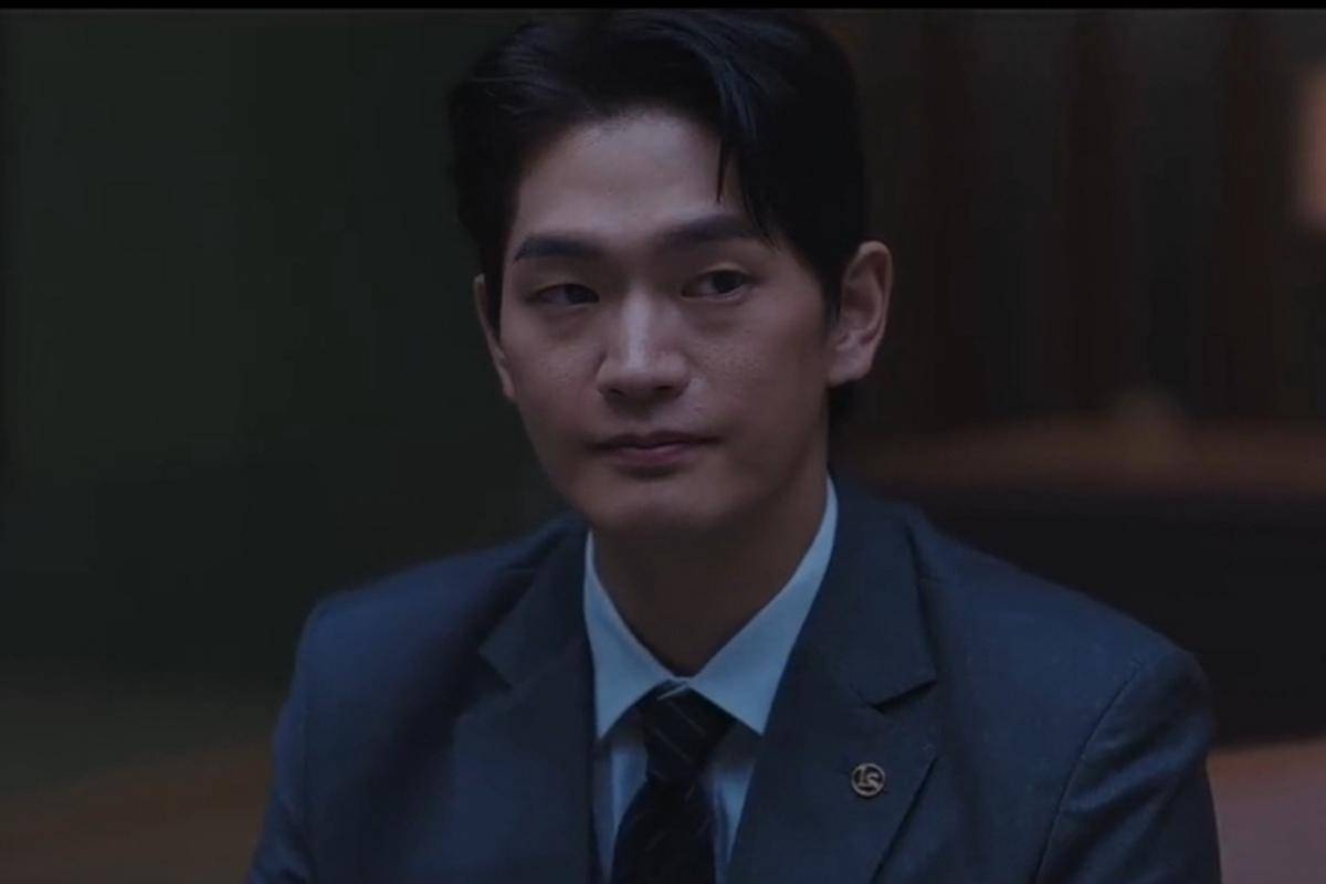 still cut Beyond the Bar 