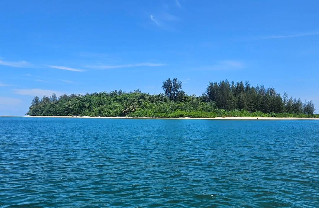 pulau mangkir gadang (instagram.com/herman_fithra)