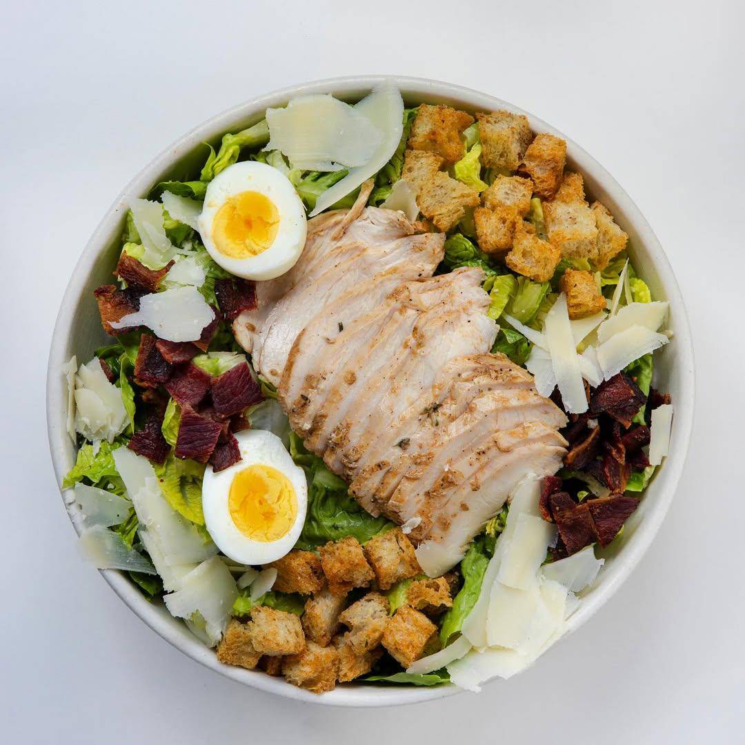 Berry Salad Bar (instagram.com/berrysaladbar)