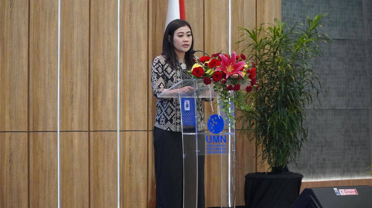 Friska dalam pembukaan acara Sharing Session bersama University of Debrecen (Dok. UMN).JPG