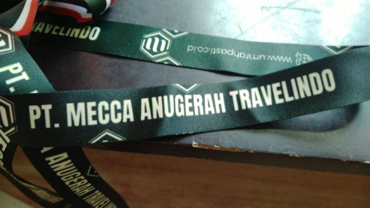 Korban dugaan penipuan oleh travel umrah bodong mengadu ke Kemenag Makassar, Senin (4/8/2025). (Dok. Istimewa)