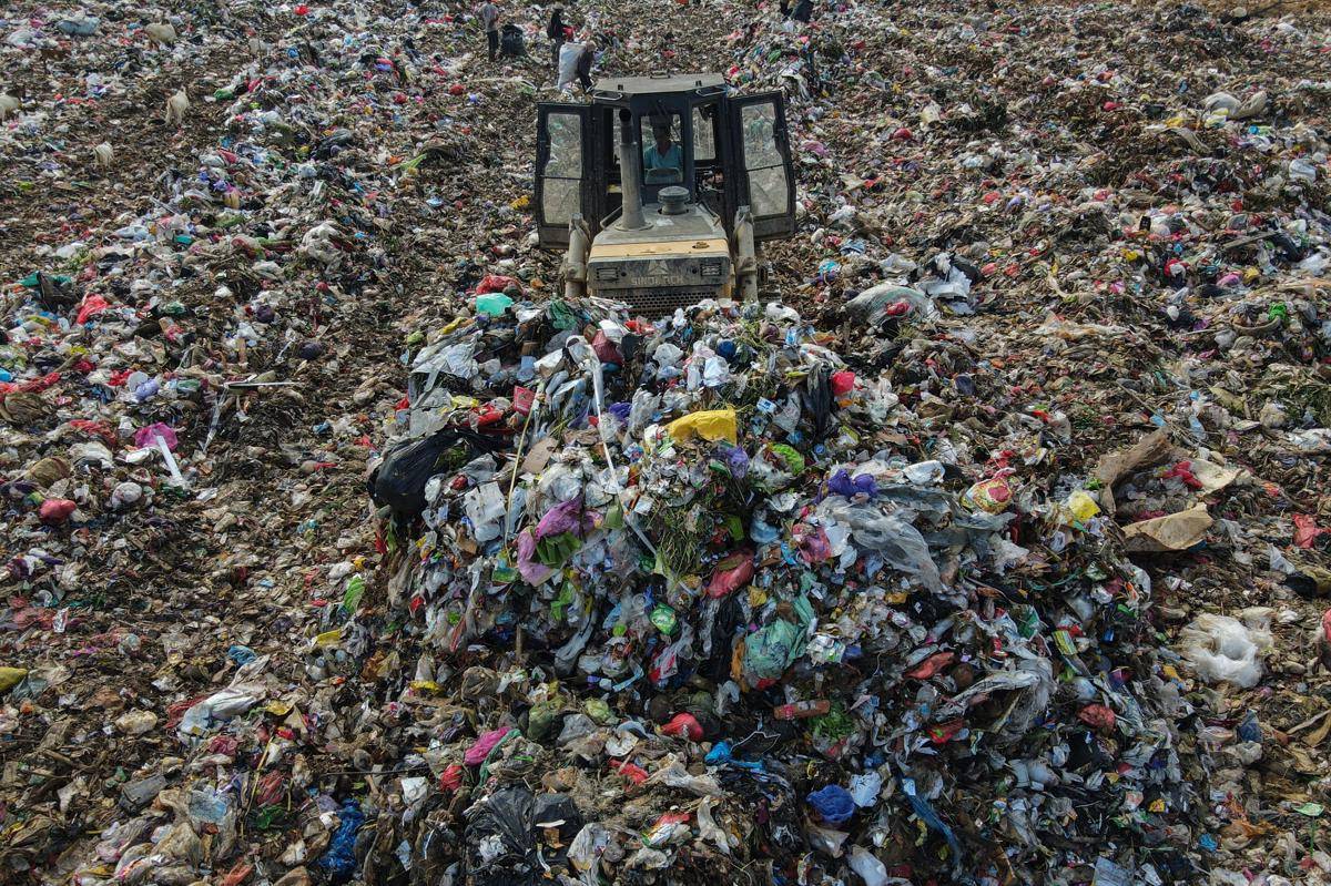 Ilustrasi tempat penampungan sampah 