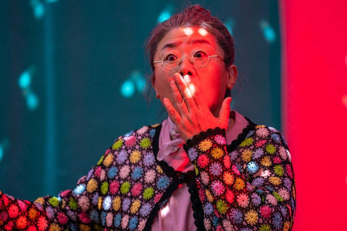 Nenek dari My Daughter is a Zombie. 