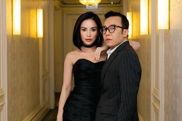 Ari Lasso dan kekasih (Instagram.com/ari_lasso)