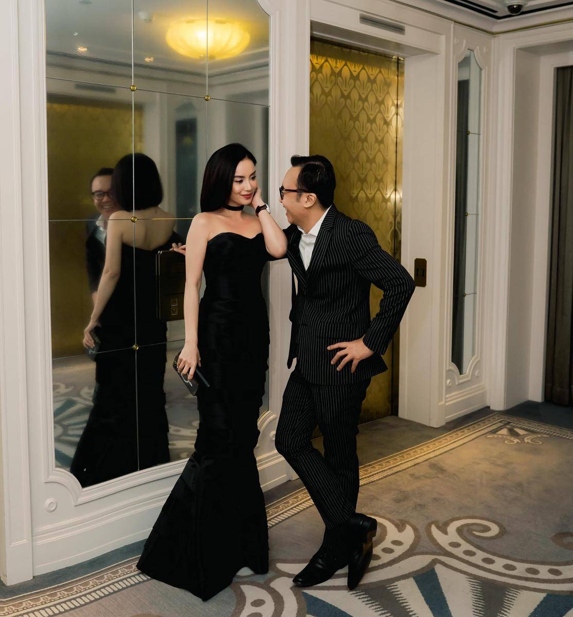 Ari Lasso dan kekasih (Instagram.com/ari_lasso)