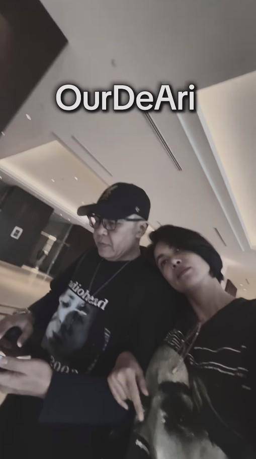 Ari Lasso dan kekasih (Instagram.com/ari_lasso)