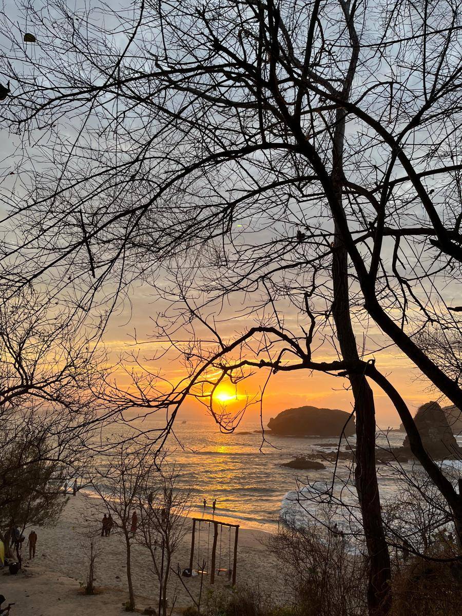 pemandangan sunrise Pantai
