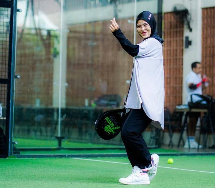 Tantri Kotak kecanduan main padel 