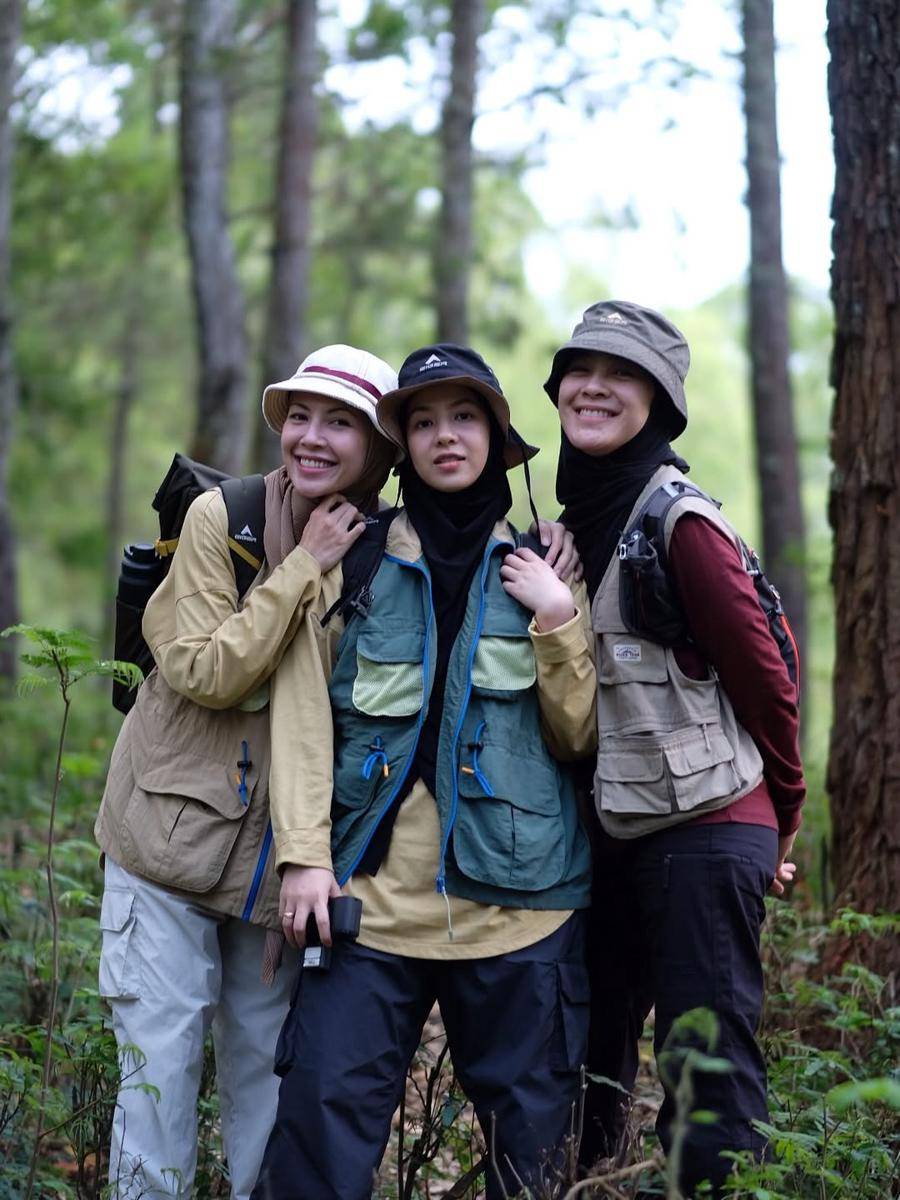 potret Natasha Rizky dan Sahabat 