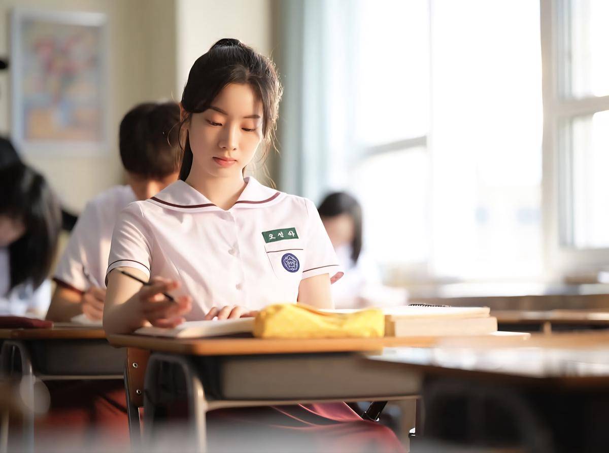 Film You Are the Apple of My Eye (dok. WYSIWYG Studios/You Are the Apple of My Eye)
