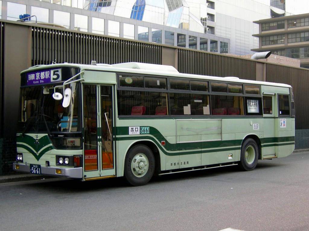 ilustrasi Kyoto bus tour (commons.wikimedia.org/Mutimaro)