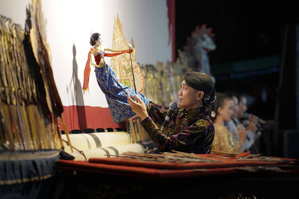 ilustrasi warisan budaya benda Indonesia 