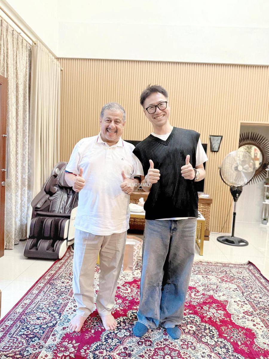 Ueno Family ke Rumah Fadil Jaidi