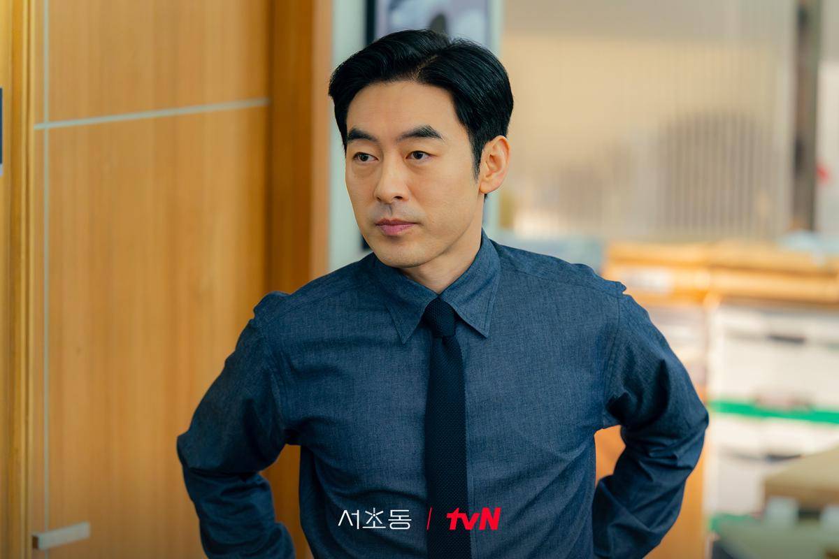 Park Hyung Soo di Law and the City (x.com/CJnDrama)