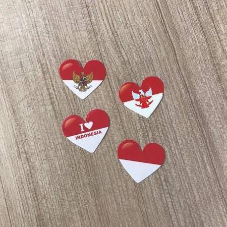 Aksesori tema kemerdekaan (shopee.co.id/Irvine shop)